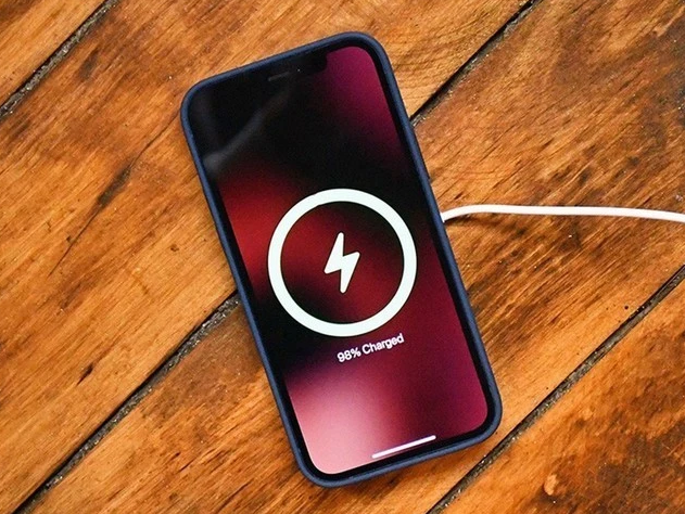 江津苹果手机维修分享iPhone 12可以随便充电吗 